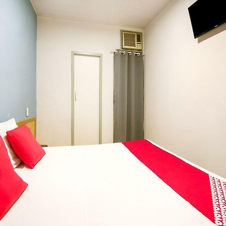 Oyo Girassol Carioca Hotel Рио де Жанейро Екстериор снимка