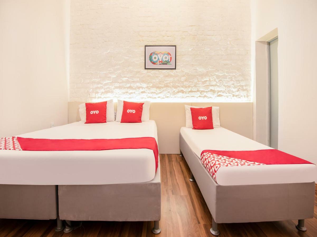 Oyo Girassol Carioca Hotel Рио де Жанейро Екстериор снимка