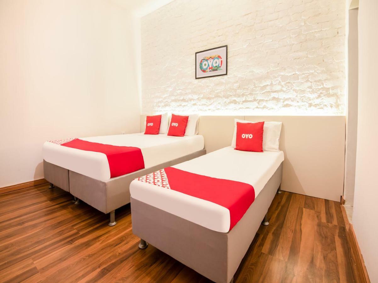 Oyo Girassol Carioca Hotel Рио де Жанейро Екстериор снимка