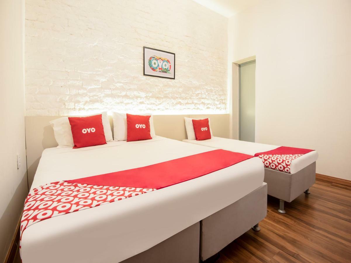 Oyo Girassol Carioca Hotel Рио де Жанейро Екстериор снимка