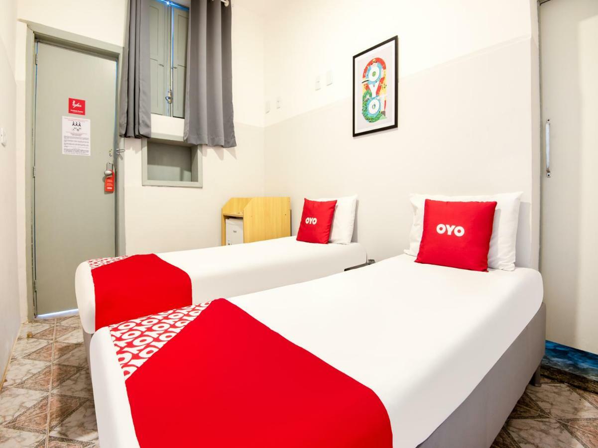 Oyo Girassol Carioca Hotel Рио де Жанейро Екстериор снимка