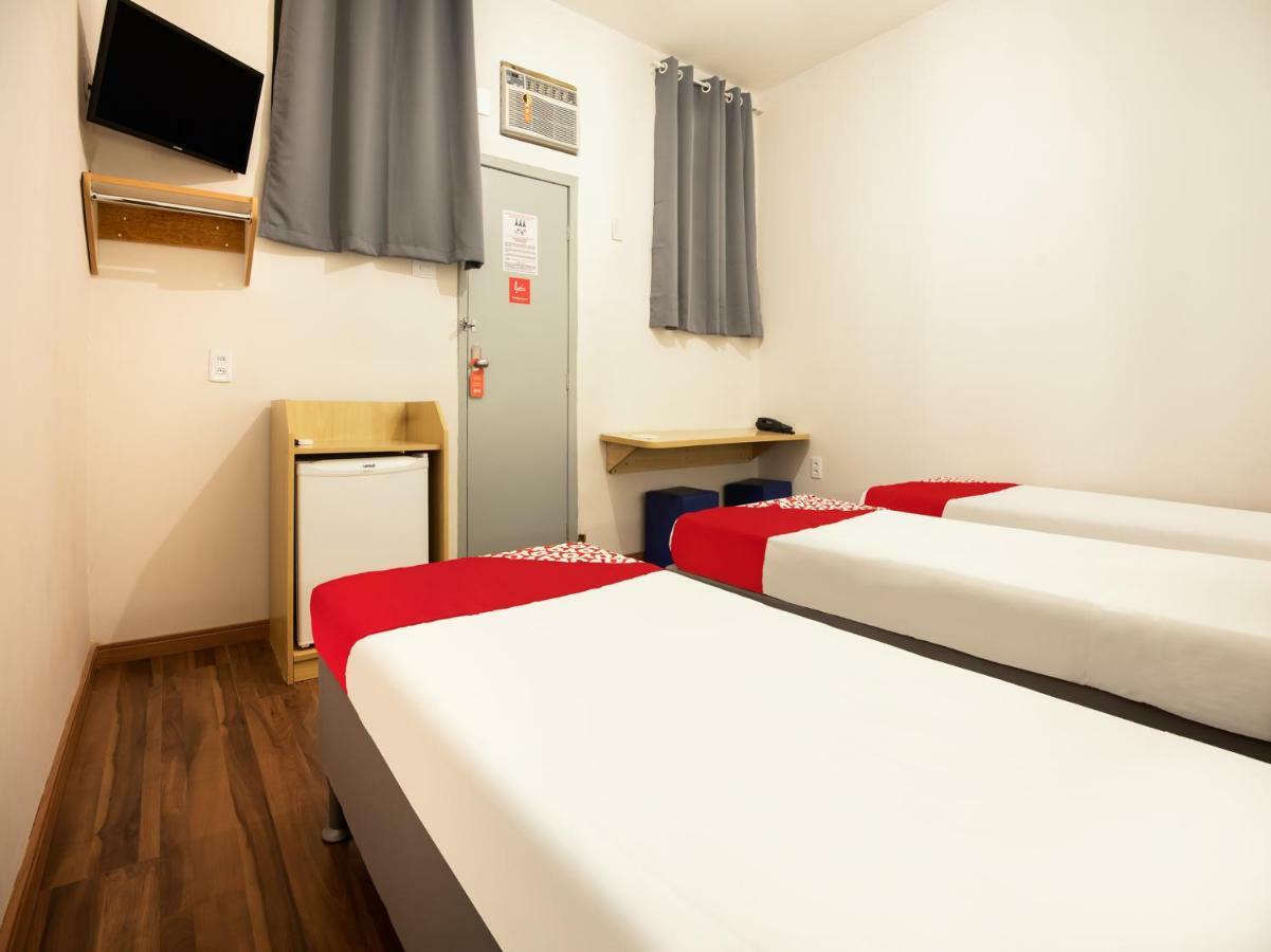 Oyo Girassol Carioca Hotel Рио де Жанейро Екстериор снимка